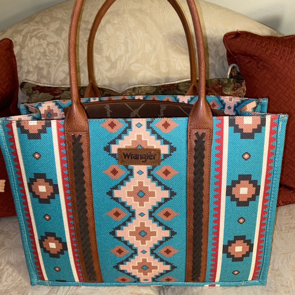 Wrangler purse large tote wide Aztec print